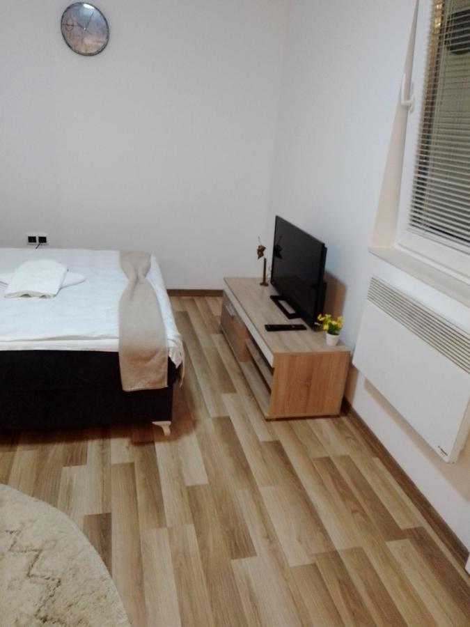 Sleep And Drive No7 Apartment ซาราเยโว ภายนอก รูปภาพ