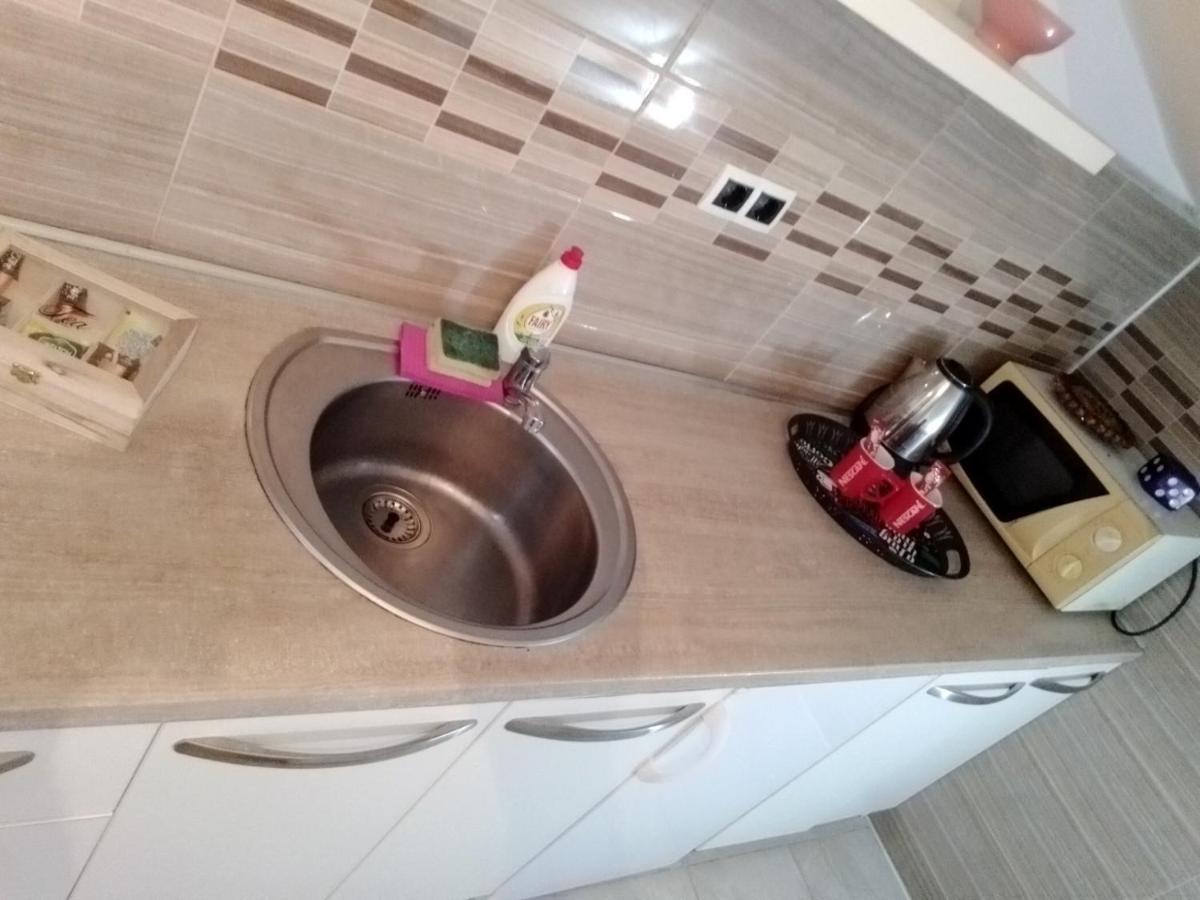 Sleep And Drive No7 Apartment ซาราเยโว ภายนอก รูปภาพ